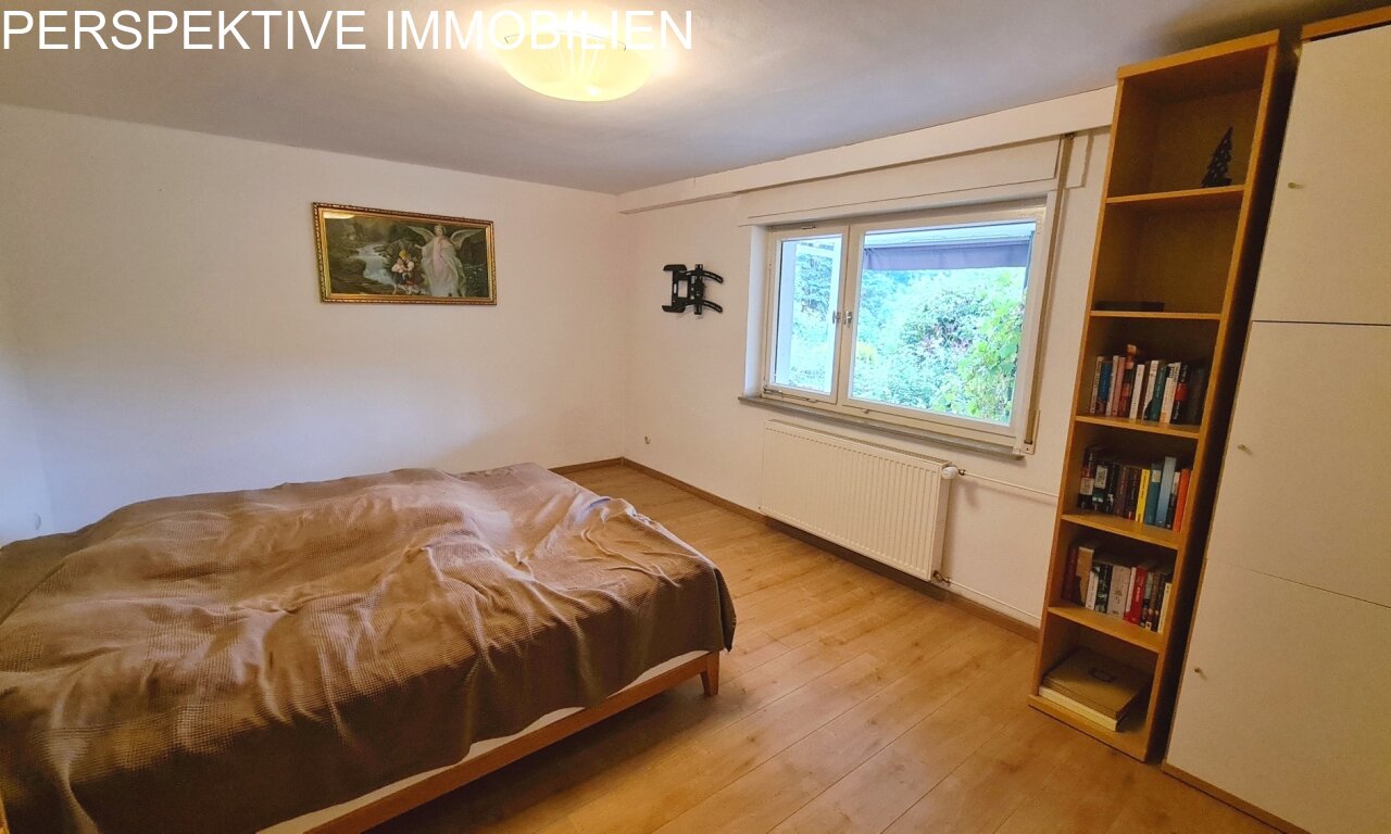 Schlafzimmer UG