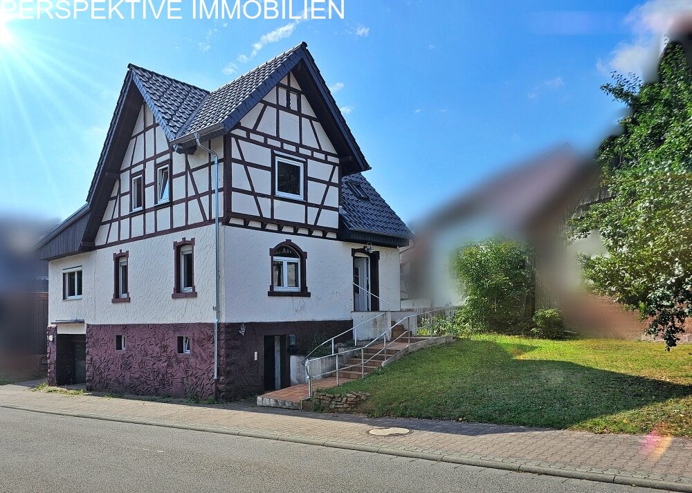 Familiendomizil - Charmantes Fachwerkhaus, teilsaniert und mit neuem Dach in Unter-Mossau Familiendomizil - Charmantes Fachwerkhaus, teilsaniert und mit neuem Dach in Unter-Mossau